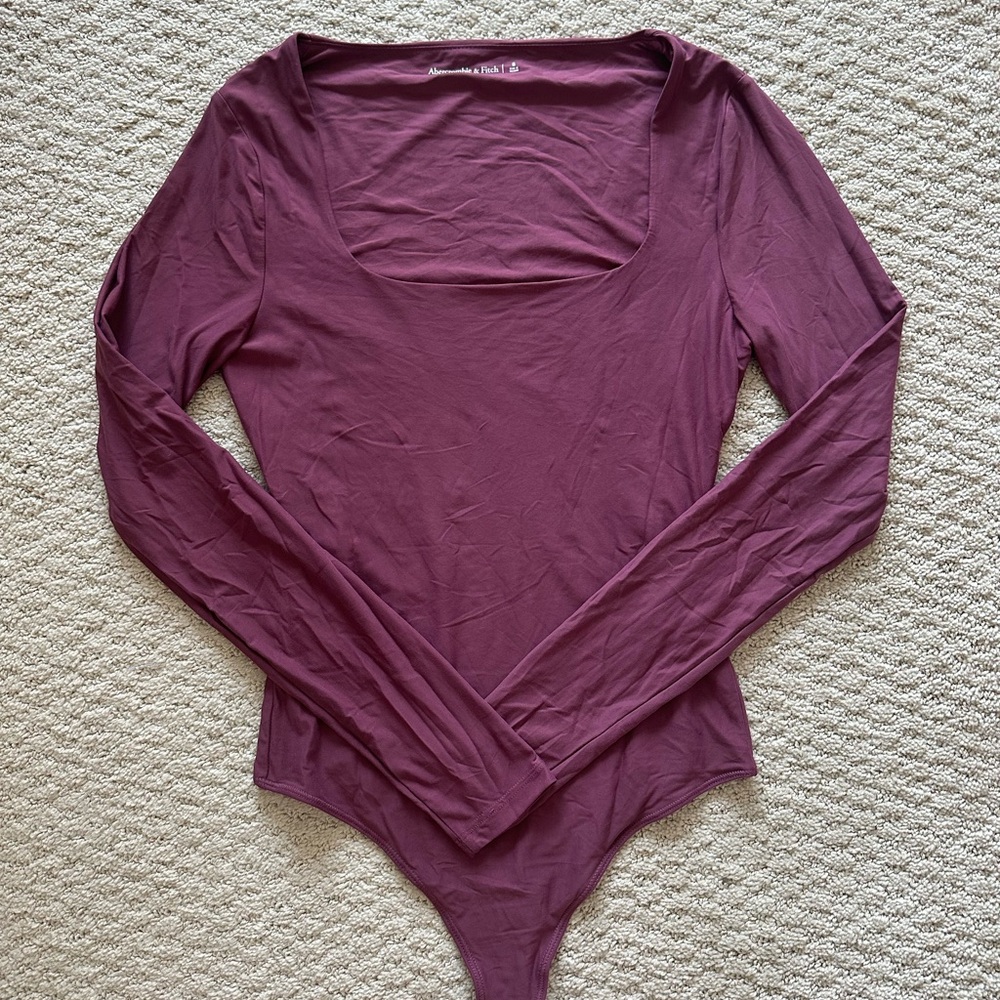 Abercrombie & Fitch Long Sleeve Scoop Neck Bodysuit - Wine Plum